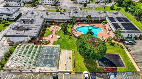 3320 Lake Osborne Drive Lake Worth Beach FL 33461