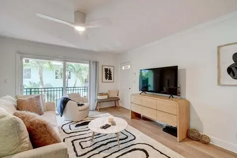 45 SE 7th Avenue Delray Beach FL 33483