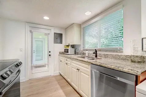 45 SE 7th Avenue Delray Beach FL 33483