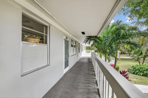 262 Ventnor R Deerfield Beach FL 33442