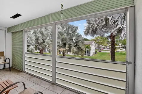 262 Ventnor R Deerfield Beach FL 33442