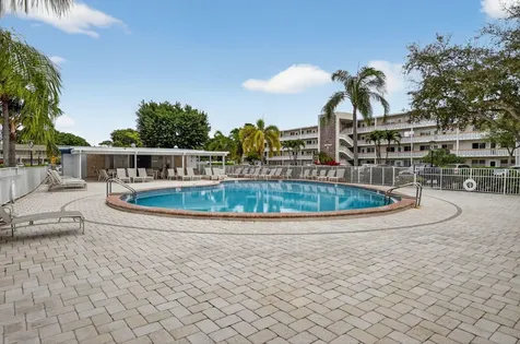 262 Ventnor R Deerfield Beach FL 33442