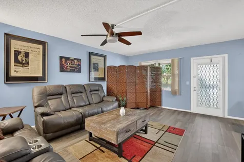 262 Ventnor R Deerfield Beach FL 33442