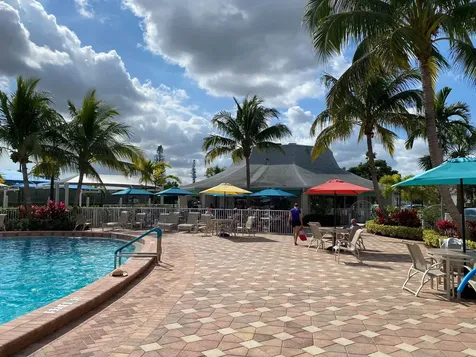 262 Ventnor R Deerfield Beach FL 33442