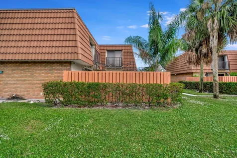 148 Heritage Way West Palm Beach FL 33407