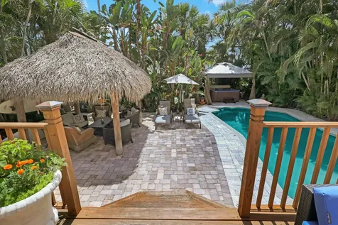 24 S Ocean Breeze Lake Worth Beach FL 33460