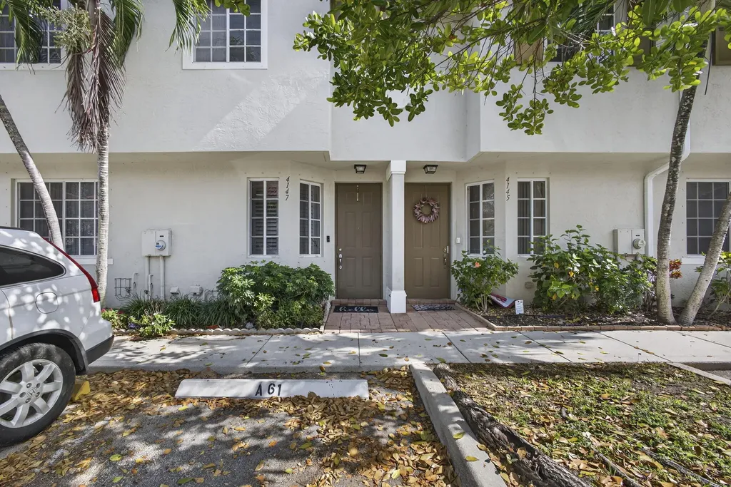 4147 Napoli Lake Drive Riviera Beach FL 33410