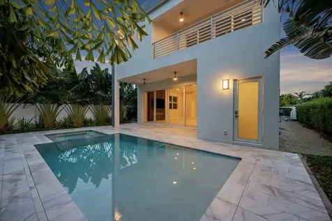 827 N Lake Avenue Delray Beach FL 33483