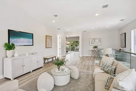 827 N Lake Avenue Delray Beach FL 33483