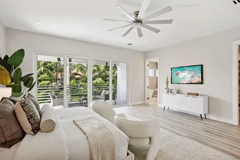827 N Lake Avenue Delray Beach FL 33483