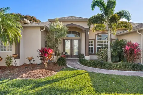 518 Sw Ray Avenue Port Saint Lucie FL 34983