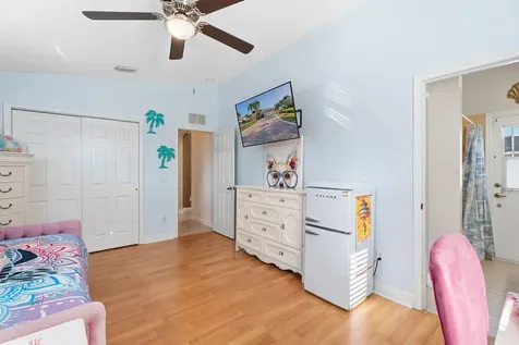 518 Sw Ray Avenue Port Saint Lucie FL 34983