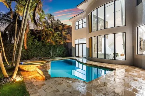 17606 Circle Pond Court Boca Raton FL 33496