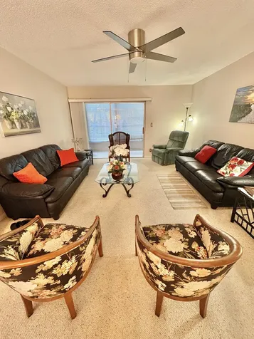 19 Golfs Edge F West Palm Beach FL 33417