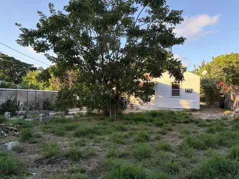 926 Nw Upland Road West Palm Beach FL 33401