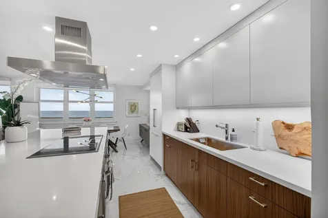 5440 N Ocean Drive Singer Island FL 33404