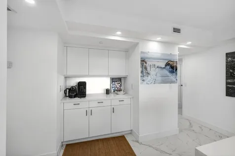 5440 N Ocean Drive Singer Island FL 33404