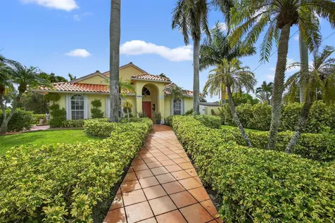 1052 W Shore Drive West Palm Beach FL 33406