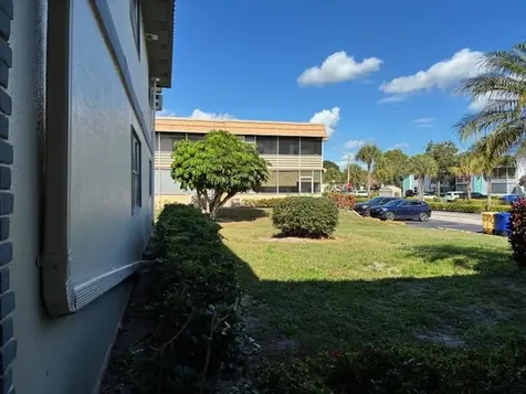 675 Brittany O Delray Beach FL 33446