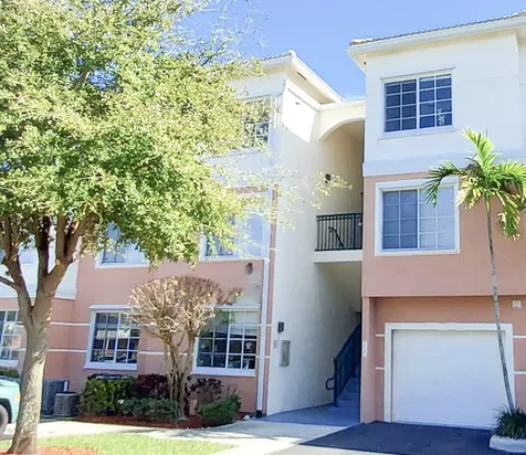 2204 Myrtlewood Circle Palm Beach Gardens FL 33418