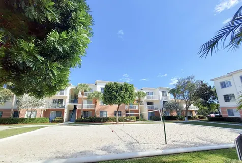 2204 Myrtlewood Circle Palm Beach Gardens FL 33418