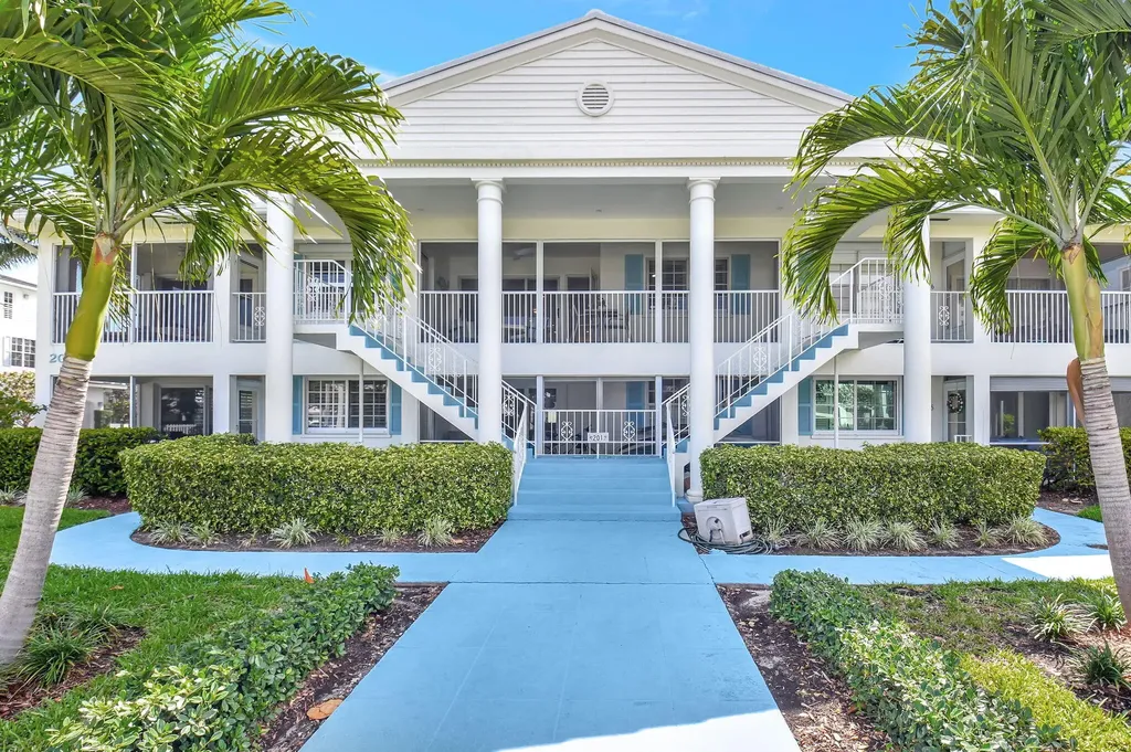 201 Venetian Drive Delray Beach FL 33483