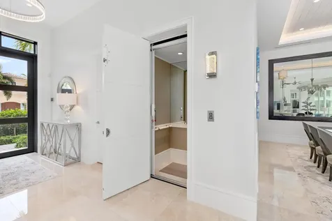 863 Enfield Street Boca Raton FL 33487