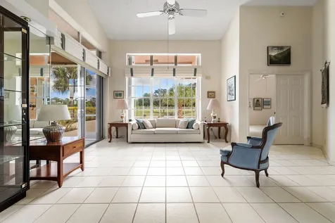 12866 Touchstone Place Palm Beach Gardens FL 33418