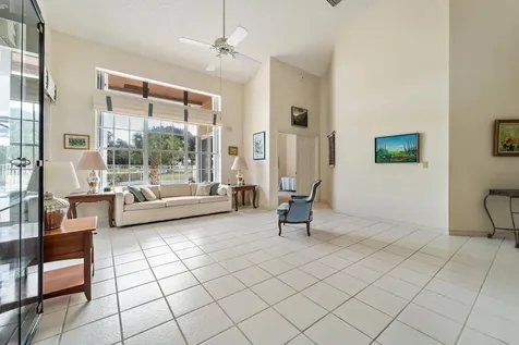 12866 Touchstone Place Palm Beach Gardens FL 33418