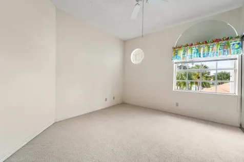 12866 Touchstone Place Palm Beach Gardens FL 33418