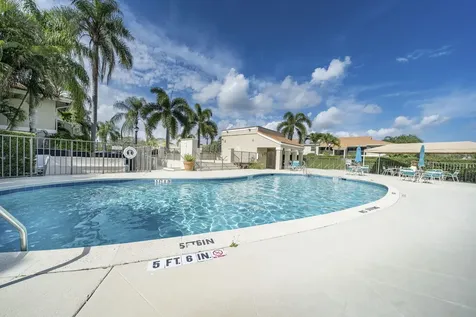 12866 Touchstone Place Palm Beach Gardens FL 33418