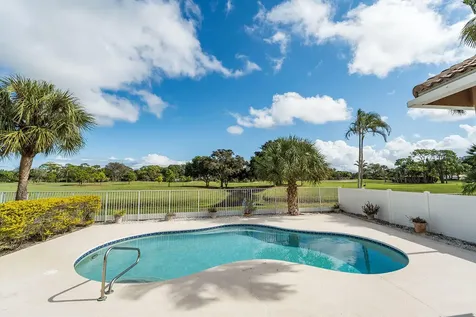 12866 Touchstone Place Palm Beach Gardens FL 33418