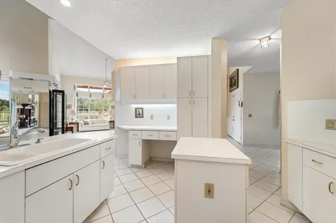 12866 Touchstone Place Palm Beach Gardens FL 33418