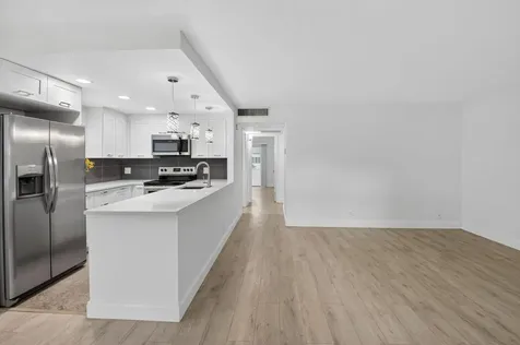 212 Monaco Way Delray Beach FL 33446