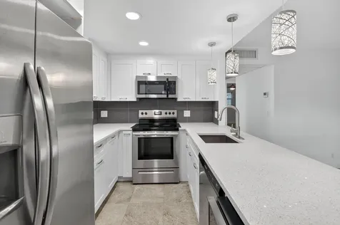 212 Monaco Way Delray Beach FL 33446