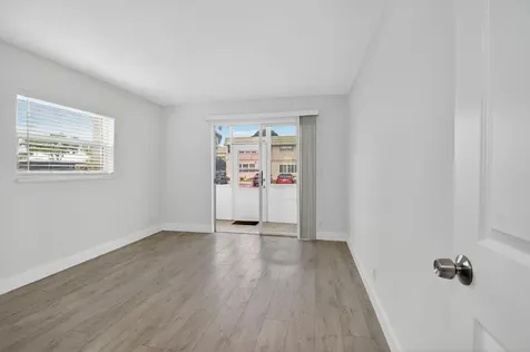 212 Monaco Way Delray Beach FL 33446