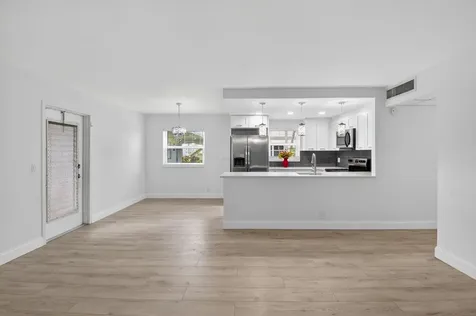 212 Monaco Way Delray Beach FL 33446