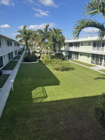 2100 Ne 38 Street Lighthouse Point FL 33064