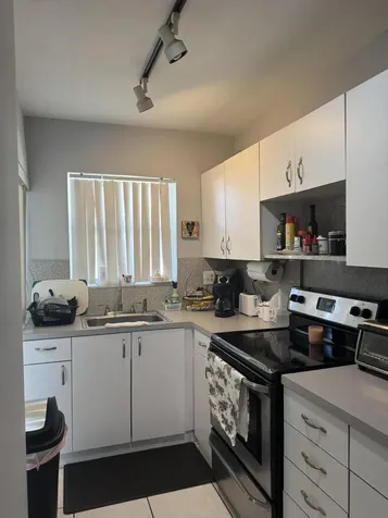 2100 Ne 38 Street Lighthouse Point FL 33064