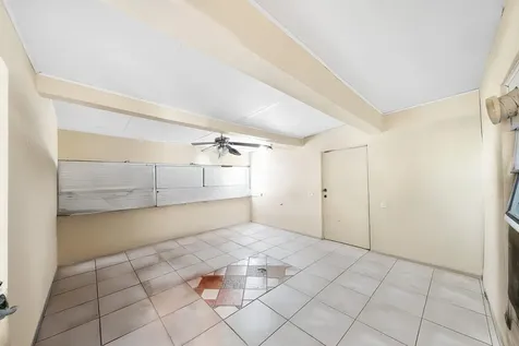 213 Se Eyerly Avenue Port Saint Lucie FL 34983
