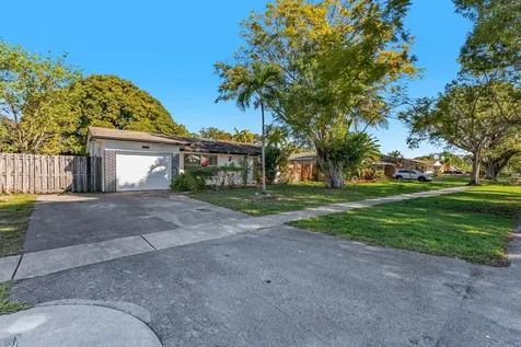 10213 Sw 51st Street Cooper City FL 33328