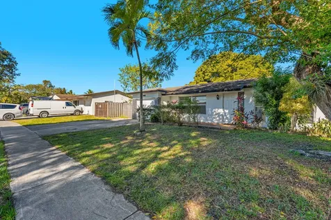 10213 Sw 51st Street Cooper City FL 33328