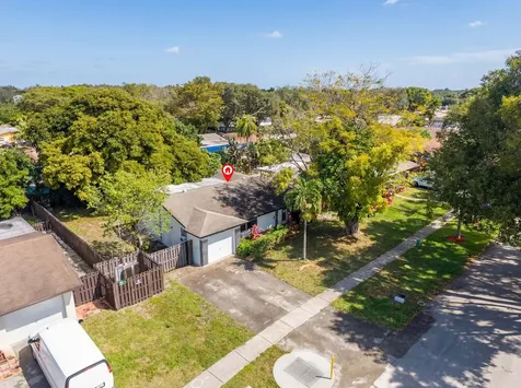 10213 Sw 51st Street Cooper City FL 33328