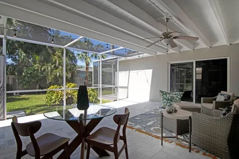 8 Wellesley Drive Lake Worth Beach FL 33460