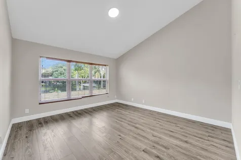 10185 Grove Lane Cooper City FL 33328