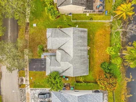 10185 Grove Lane Cooper City FL 33328