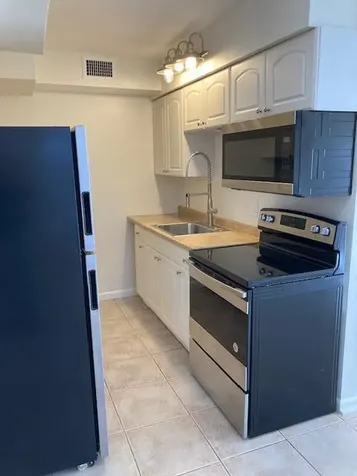 623 NE 6th Court Boynton Beach FL 33435