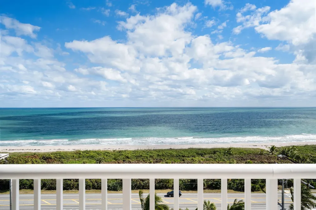 Hutchinson Island FL 34949