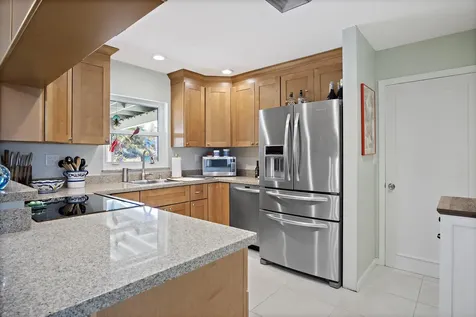 9464 Se Saturn Street Hobe Sound FL 33455
