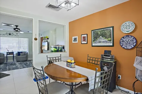 9464 Se Saturn Street Hobe Sound FL 33455